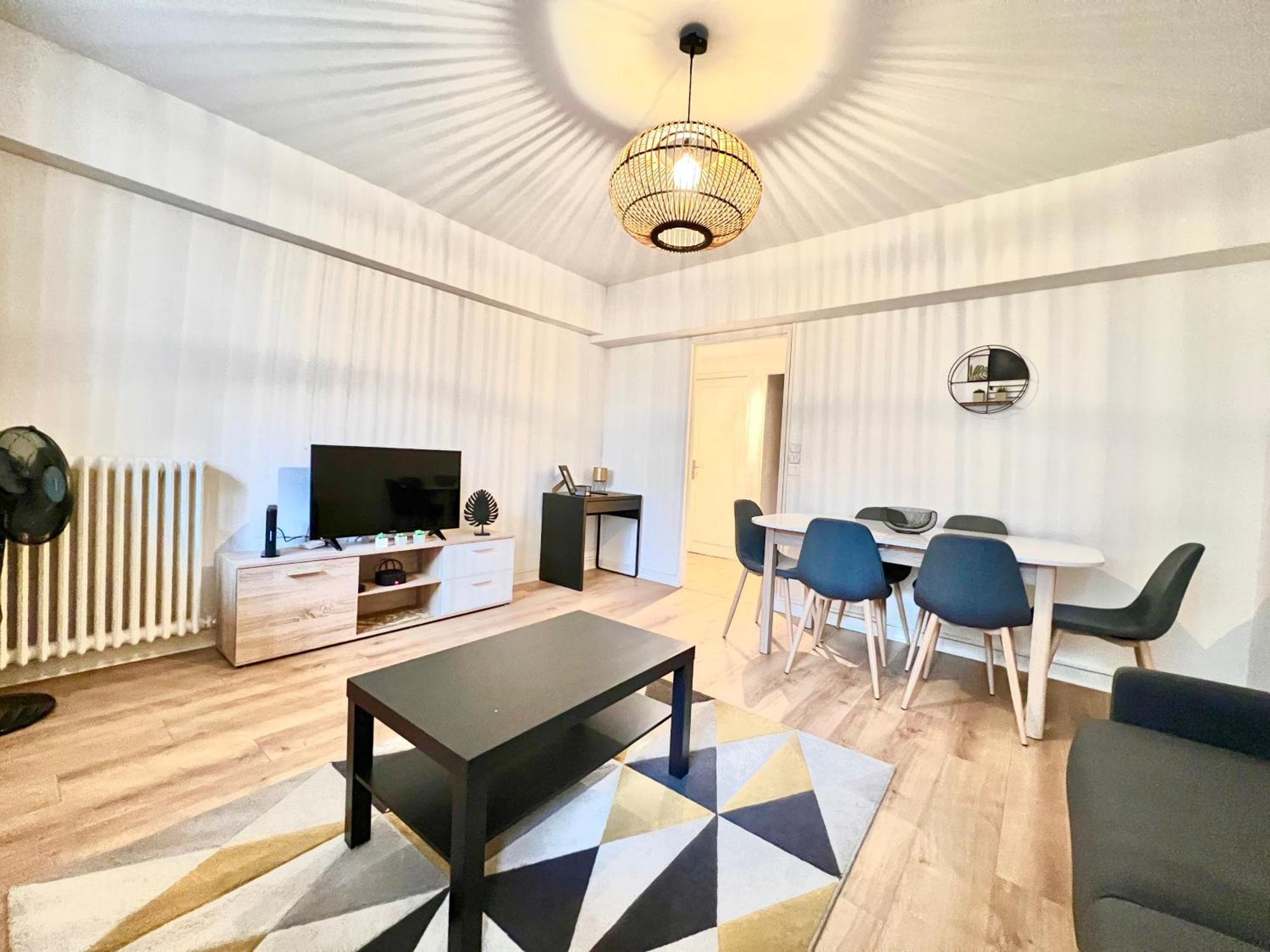 Stay House To Poitiers Buitenkant foto